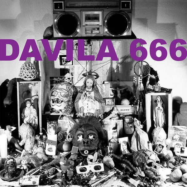 Dávila 666 cover