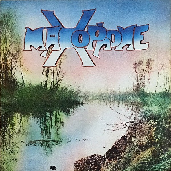 Maxophone cover